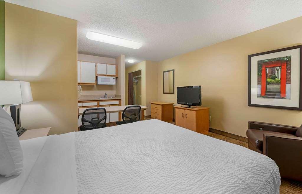 Extended America Select - Detroit - - South Hotel 2*