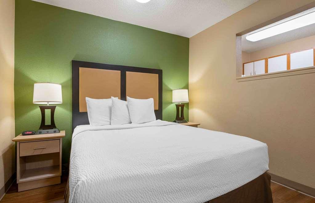 Extended America Select - Detroit - - South Hotel 2*