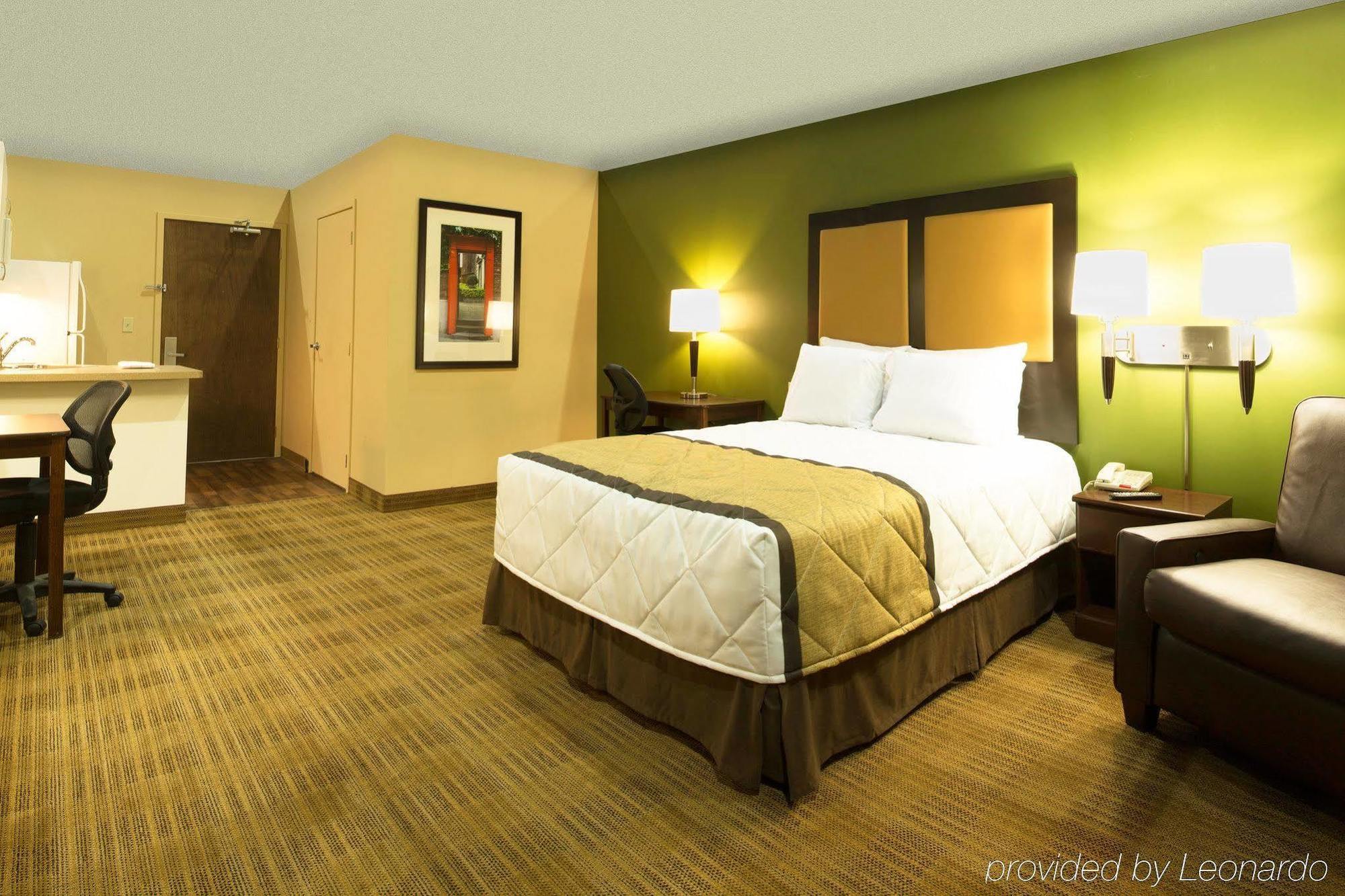 Extended America Select - Detroit - - South 2* Ann Arbor