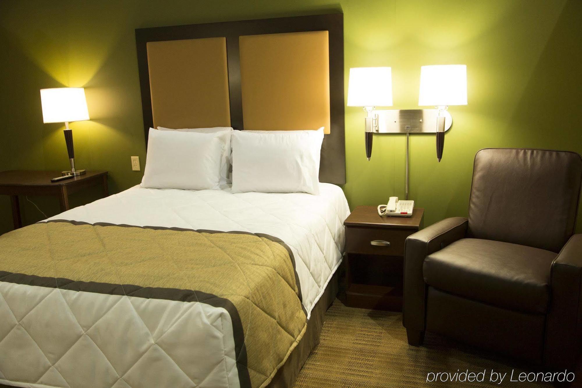 Extended America Select - Detroit - - South Hotel 2*